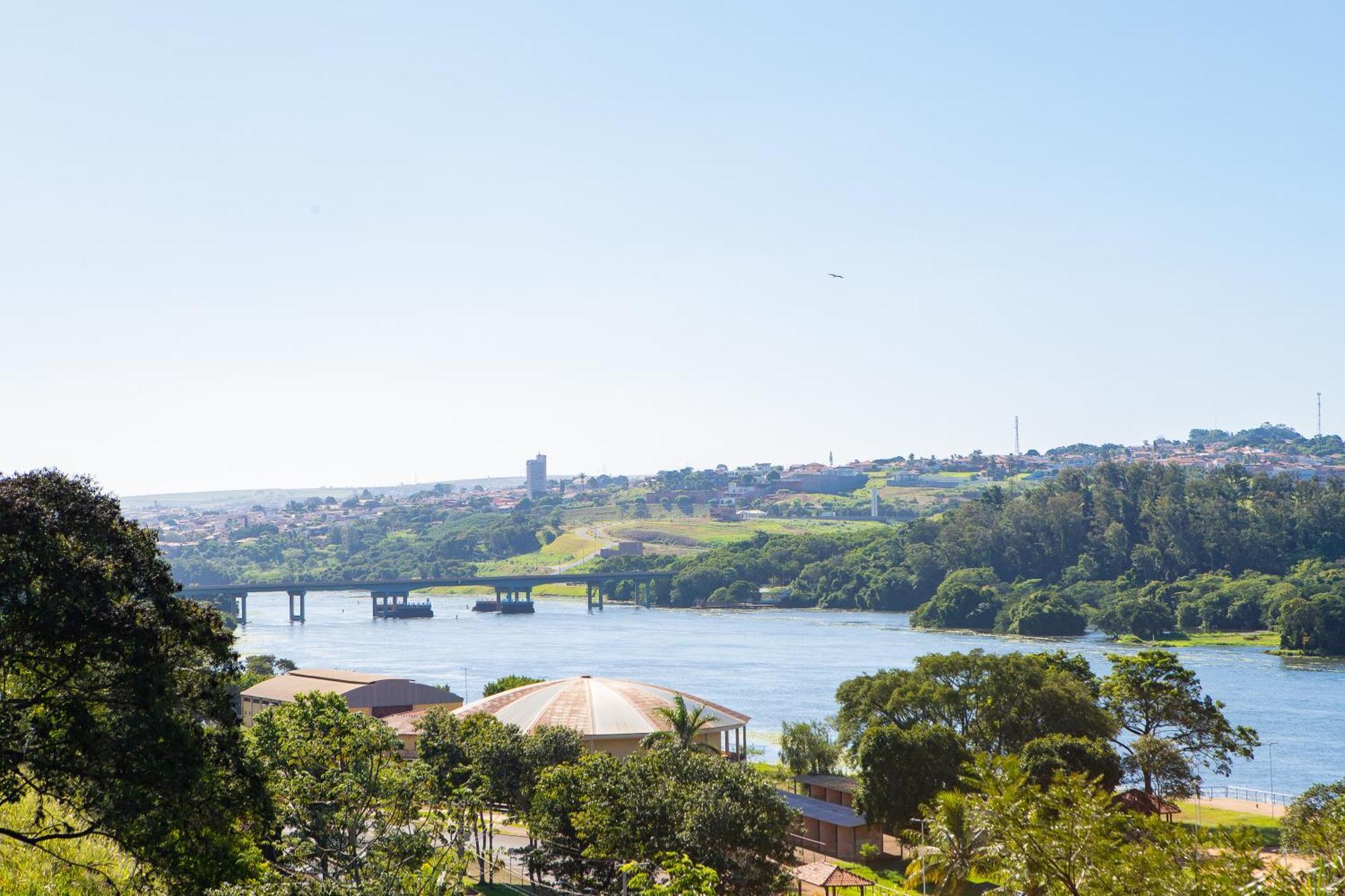 Panorama Park Hotel Igaracu do Tiete ภายนอก รูปภาพ